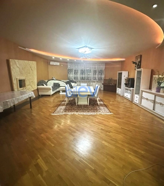 Aylıq Kirayə 3 otaqlı Yeni Tikili bina evi  190m², Bakı