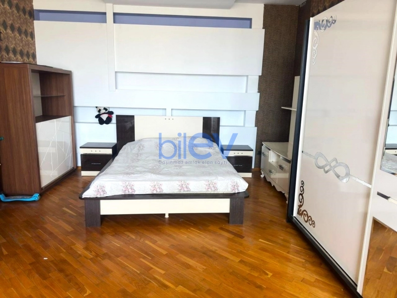 Aylıq Kirayə 3 otaqlı Yeni Tikili bina evi  190m², Bakı