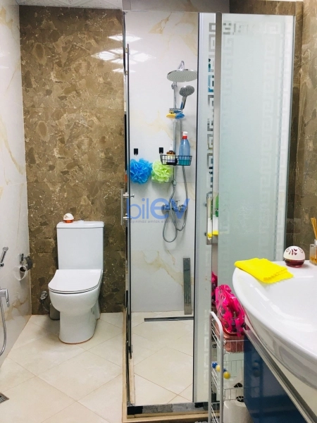 Satış 2 otaqlı Yeni Tikili bina evi  63m², Bakı