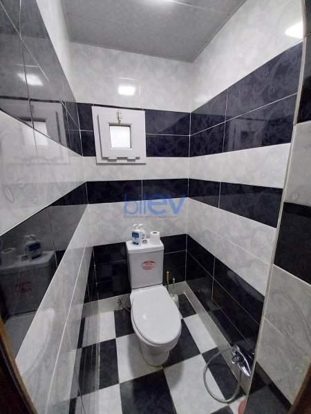 Satış 8 otaqlı Həyət evi  450m², Bakı