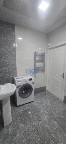 Satış 2 otaqlı Yeni Tikili bina evi  92m², Bakı