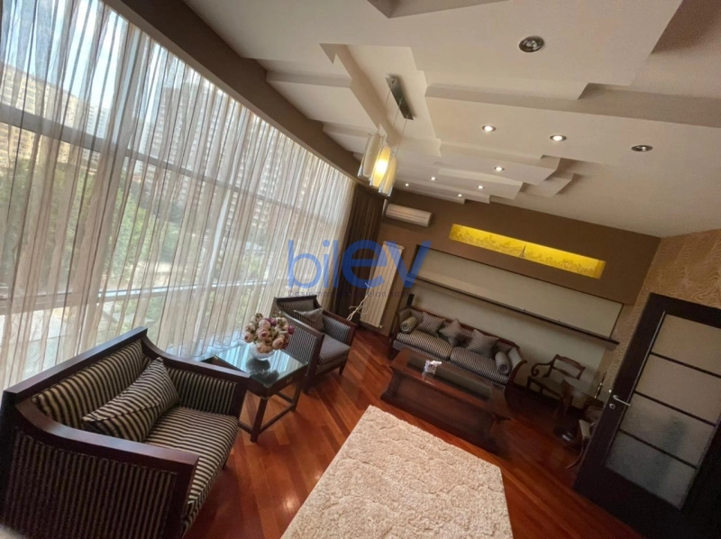 Aylıq Kirayə 2 otaqlı Yeni Tikili bina evi  110m², Bakı
