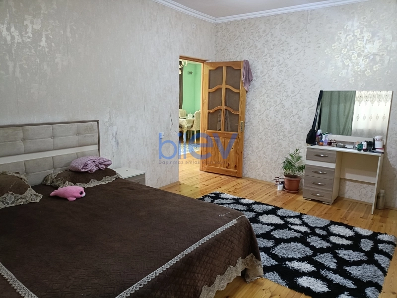 Satış 3 otaqlı Köhnə Tikili bina evi  400m², Sumqayıt