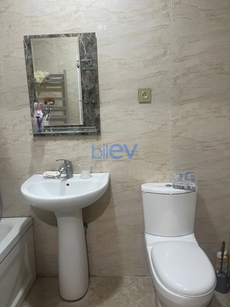 Aylıq Kirayə 2 otaqlı Yeni Tikili bina evi  45m², Bakı