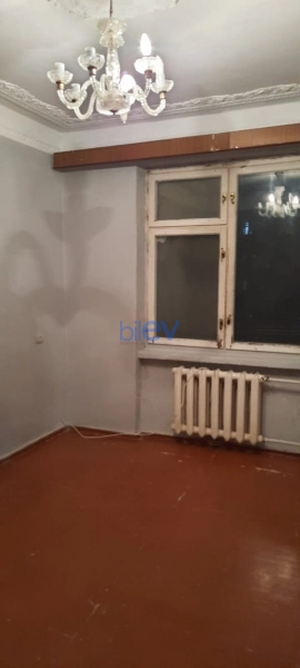 Aylıq Kirayə 3 otaqlı Köhnə Tikili bina evi  75m², Bakı