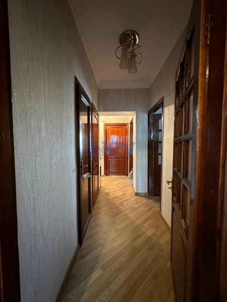 Aylıq Kirayə 3 otaqlı Köhnə Tikili bina evi  65m², Bakı