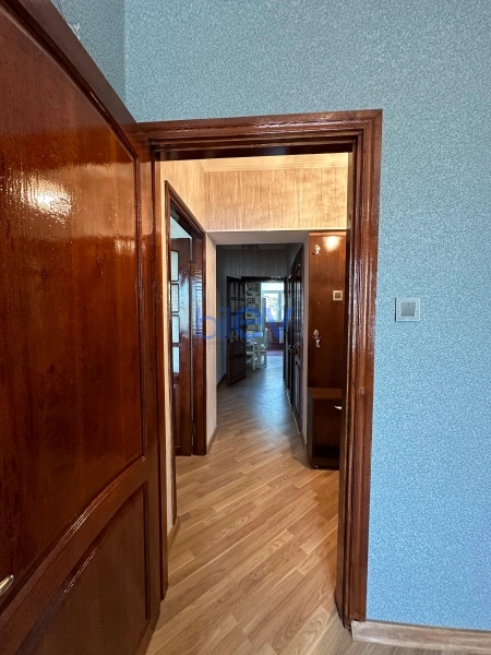 Aylıq Kirayə 3 otaqlı Köhnə Tikili bina evi  65m², Bakı