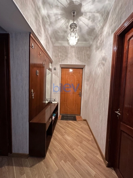 Aylıq Kirayə 3 otaqlı Köhnə Tikili bina evi  65m², Bakı