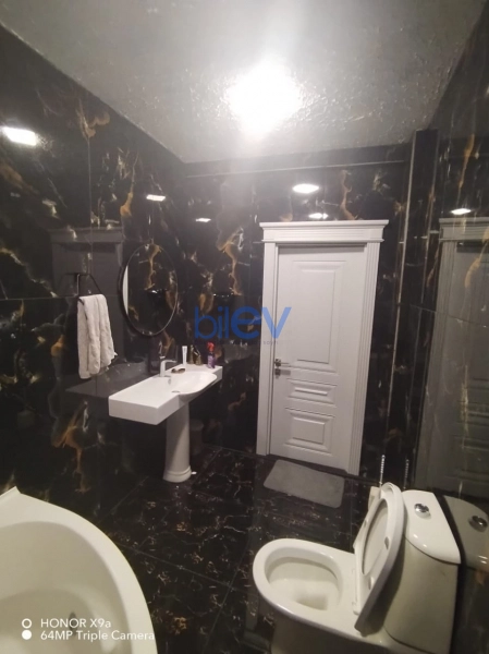 Aylıq Kirayə 2 otaqlı Yeni Tikili bina evi  80m², Bakı