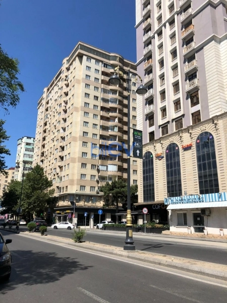 Aylıq Kirayə 2 otaqlı Yeni Tikili bina evi  68m², Bakı
