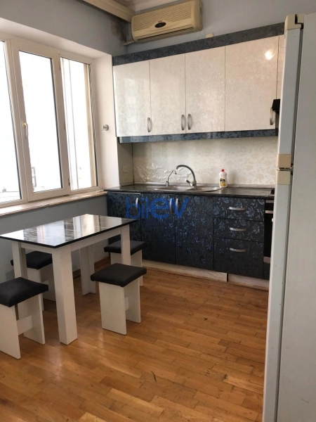 Aylıq Kirayə 2 otaqlı Yeni Tikili bina evi  68m², Bakı