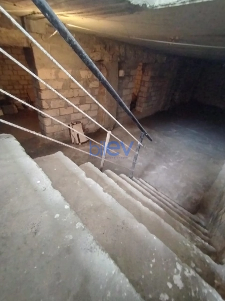 Aylıq Kirayə  otaqlı Obyekt  90m², Bakı