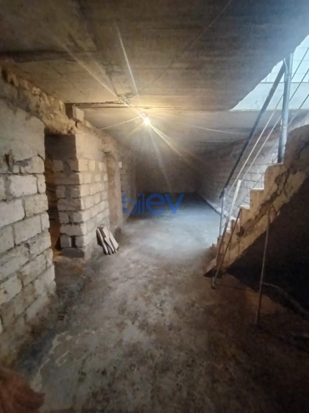 Aylıq Kirayə  otaqlı Obyekt  90m², Bakı