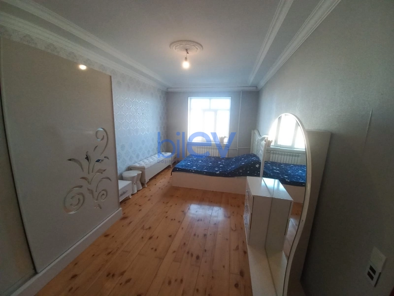 Aylıq Kirayə 3 otaqlı Köhnə Tikili bina evi  80m², Bakı