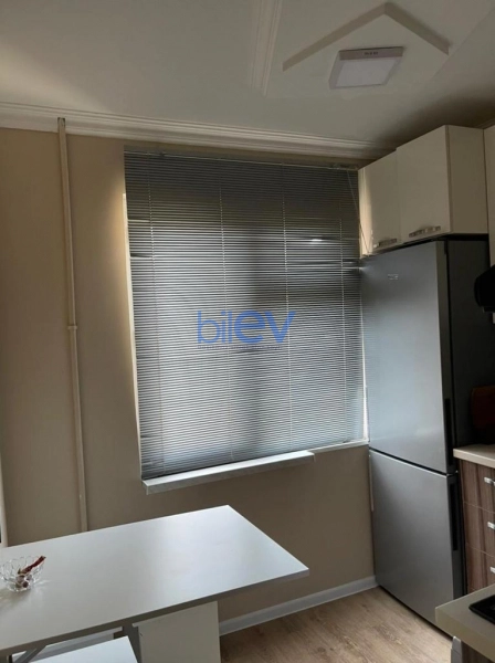 Aylıq Kirayə 2 otaqlı Köhnə Tikili bina evi  60m², Bakı