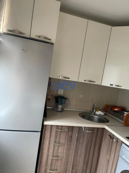 Aylıq Kirayə 2 otaqlı Köhnə Tikili bina evi  60m², Bakı