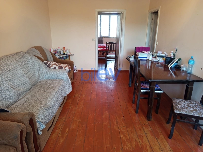 Aylıq Kirayə 2 otaqlı Köhnə Tikili bina evi  58m², Bakı