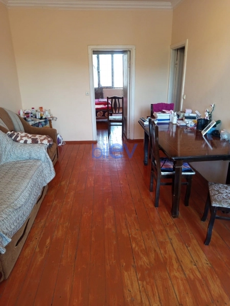 Aylıq Kirayə 2 otaqlı Köhnə Tikili bina evi  58m², Bakı