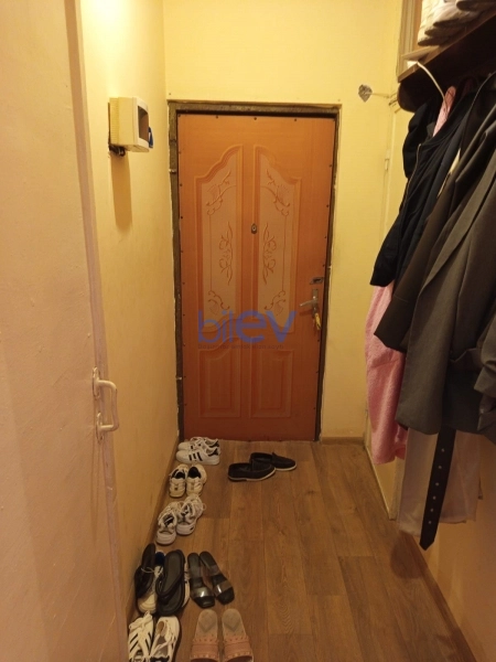 Aylıq Kirayə 2 otaqlı Köhnə Tikili bina evi  58m², Bakı