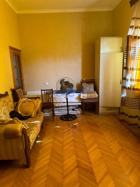 Aylıq Kirayə 4 otaqlı Həyət evi  80m², Bakı