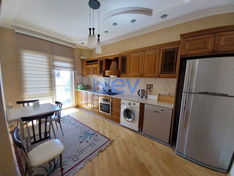 Aylıq Kirayə 2 otaqlı Yeni Tikili bina evi  78m², Bakı