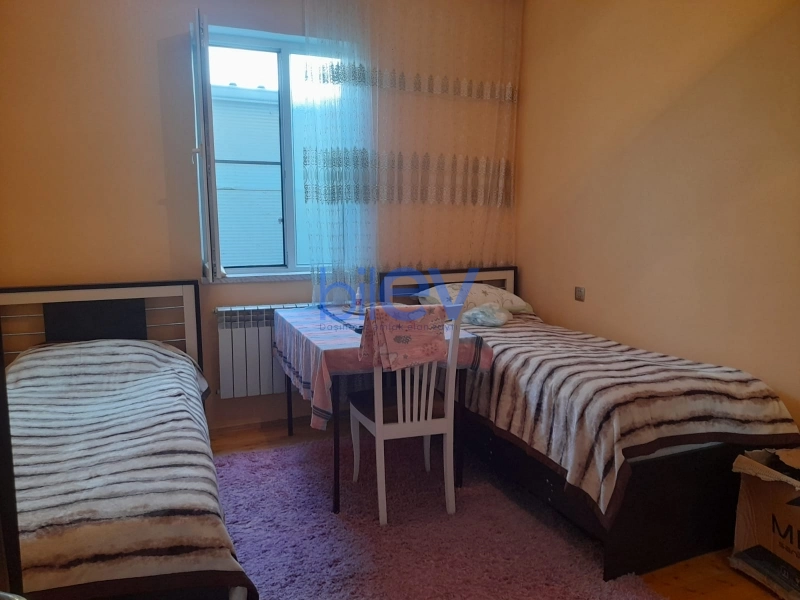 Satış 4 otaqlı Həyət evi  3m², Bakı