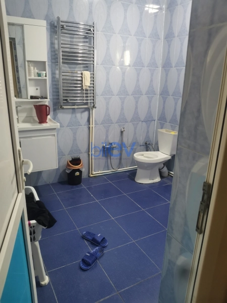 Satış 4 otaqlı Həyət evi  3m², Bakı