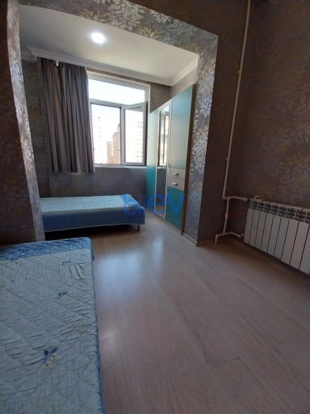 Aylıq Kirayə 2 otaqlı Köhnə Tikili bina evi  55m², Bakı