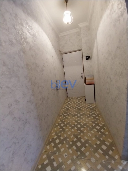 Aylıq Kirayə 2 otaqlı Köhnə Tikili bina evi  55m², Bakı