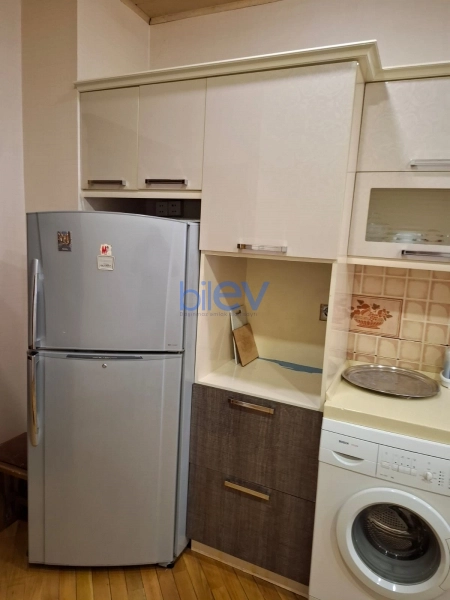 Aylıq Kirayə 3 otaqlı Yeni Tikili bina evi  130m², Bakı