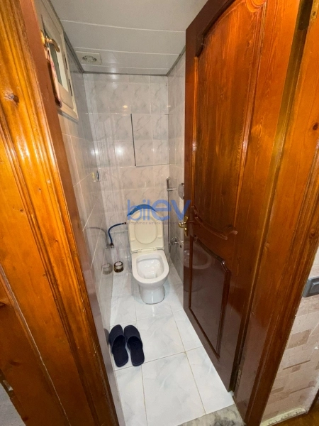 Aylıq Kirayə 2 otaqlı Köhnə Tikili bina evi  50m², Bakı