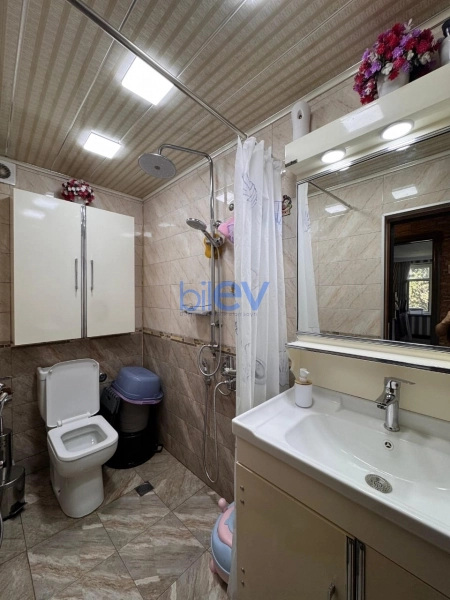 Satış 3 otaqlı Köhnə Tikili bina evi  80m², Bakı