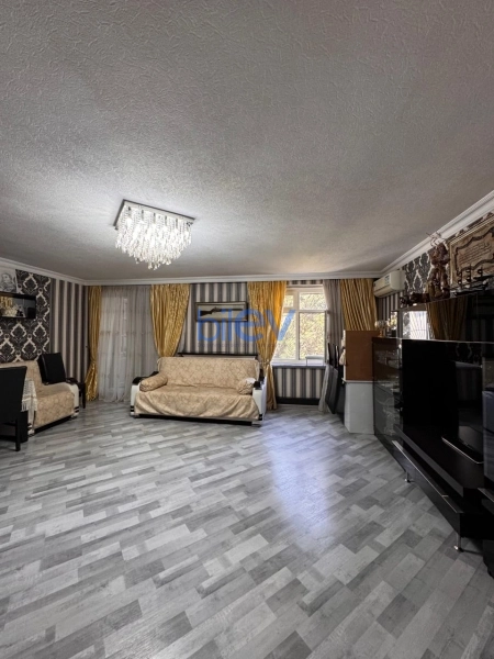 Satış 3 otaqlı Köhnə Tikili bina evi  80m², Bakı