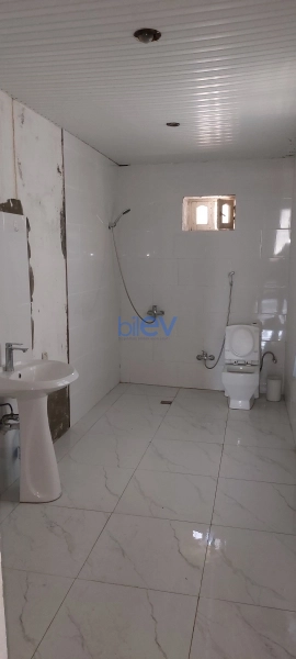 Aylıq Kirayə 3 otaqlı Həyət evi  80m², Bakı