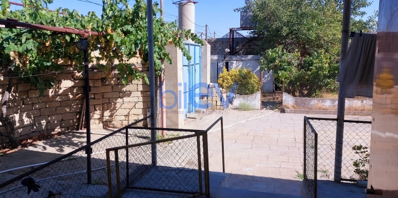 Aylıq Kirayə 3 otaqlı Həyət evi  80m², Bakı
