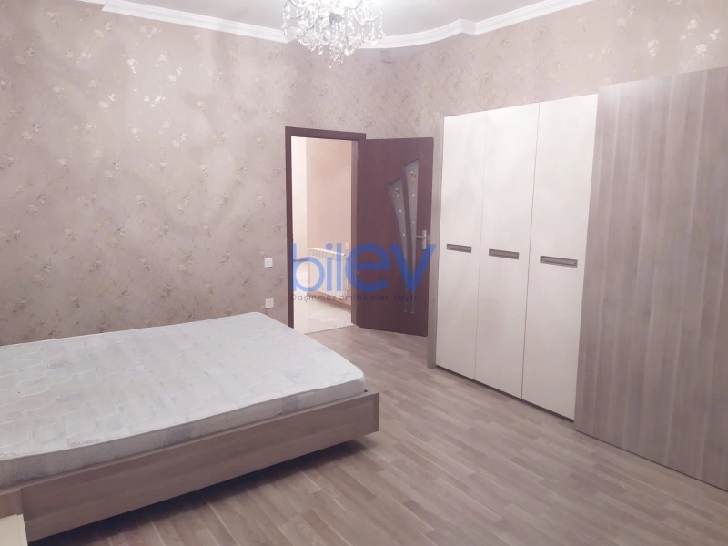 Aylıq Kirayə 3 otaqlı Yeni Tikili bina evi  120m², Bakı