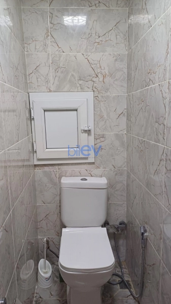 Satış 2 otaqlı Köhnə Tikili bina evi  80m², Bakı