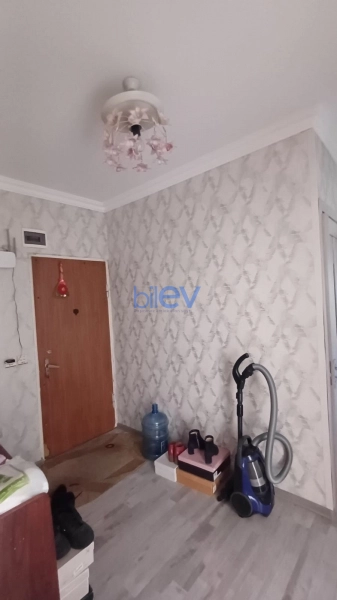 Satış 2 otaqlı Köhnə Tikili bina evi  80m², Bakı