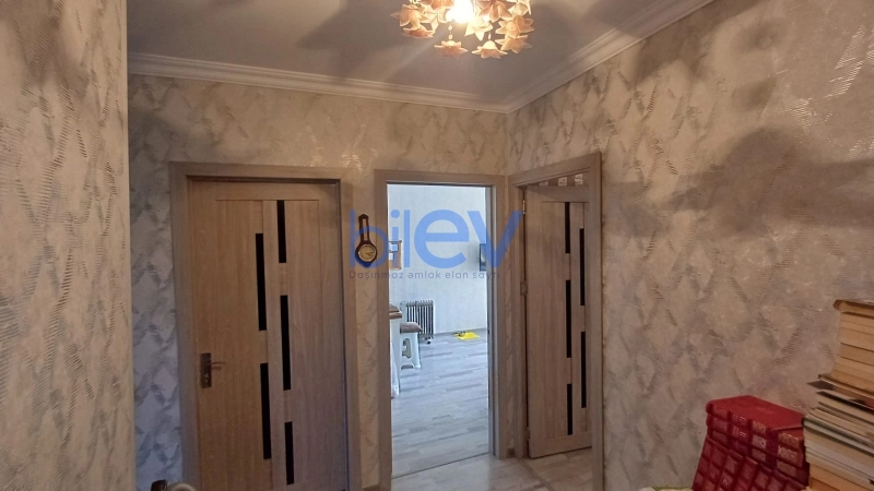 Satış 2 otaqlı Köhnə Tikili bina evi  80m², Bakı