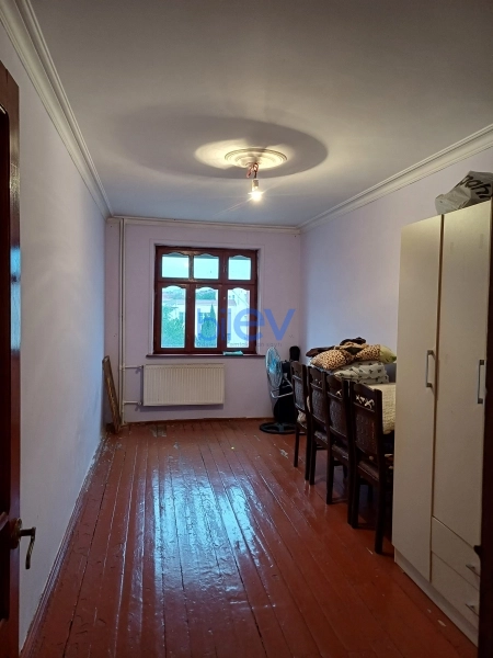 Aylıq Kirayə 3 otaqlı Köhnə Tikili bina evi  60m², Sumqayıt