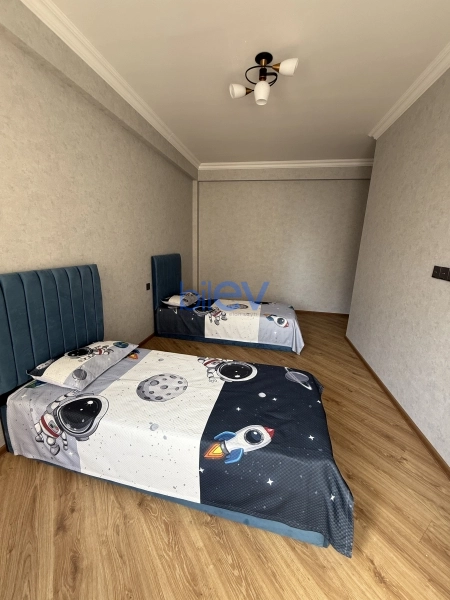Satış 3 otaqlı Yeni Tikili bina evi  121m², Bakı