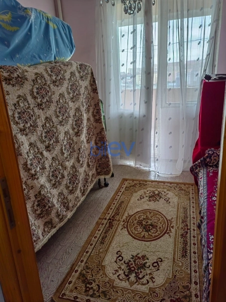 Satış 4 otaqlı Köhnə Tikili bina evi  83m², Bakı