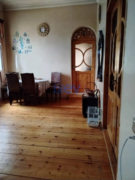 Satış 8 otaqlı Həyət evi  360m², Bakı