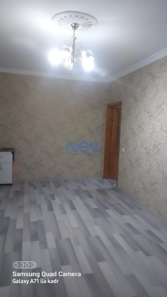 Satış 2 otaqlı Köhnə Tikili bina evi  42m², Bakı
