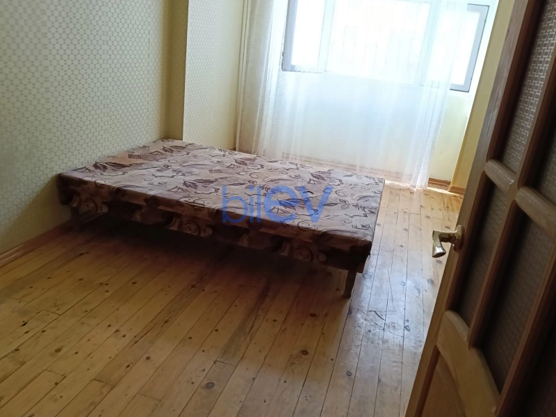 Aylıq Kirayə 2 otaqlı Köhnə Tikili bina evi  60m², Bakı