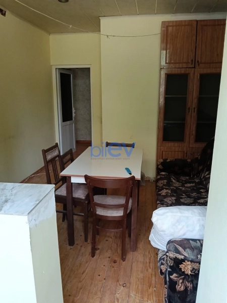 Aylıq Kirayə 2 otaqlı Köhnə Tikili bina evi  60m², Bakı