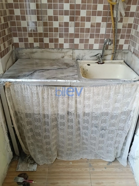 Aylıq Kirayə 2 otaqlı Köhnə Tikili bina evi  60m², Bakı
