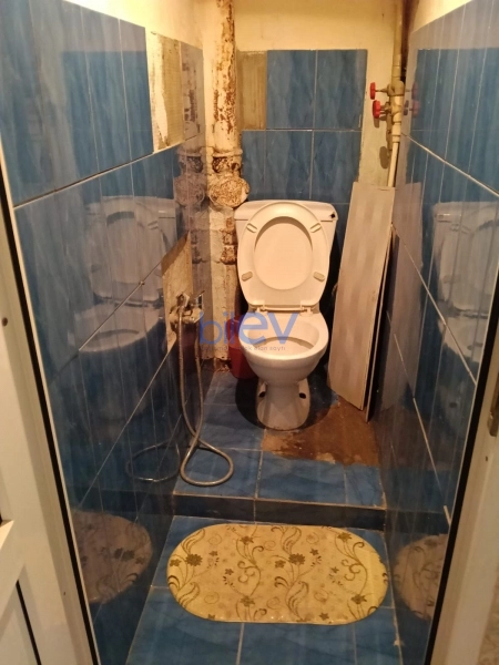Aylıq Kirayə 2 otaqlı Köhnə Tikili bina evi  60m², Bakı