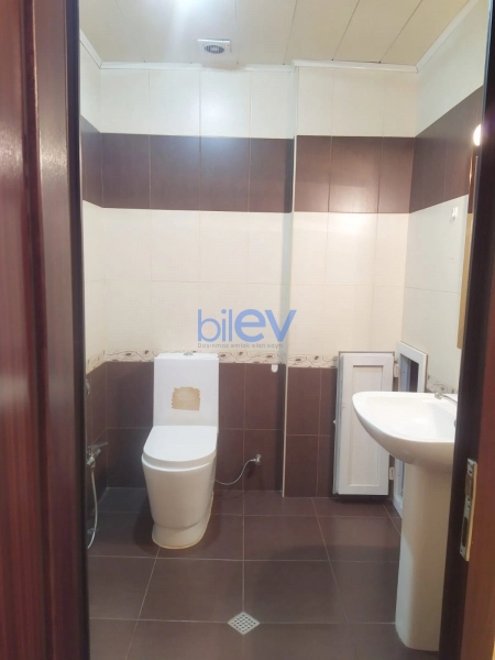 Satış 2 otaqlı Yeni Tikili bina evi  130m², Bakı