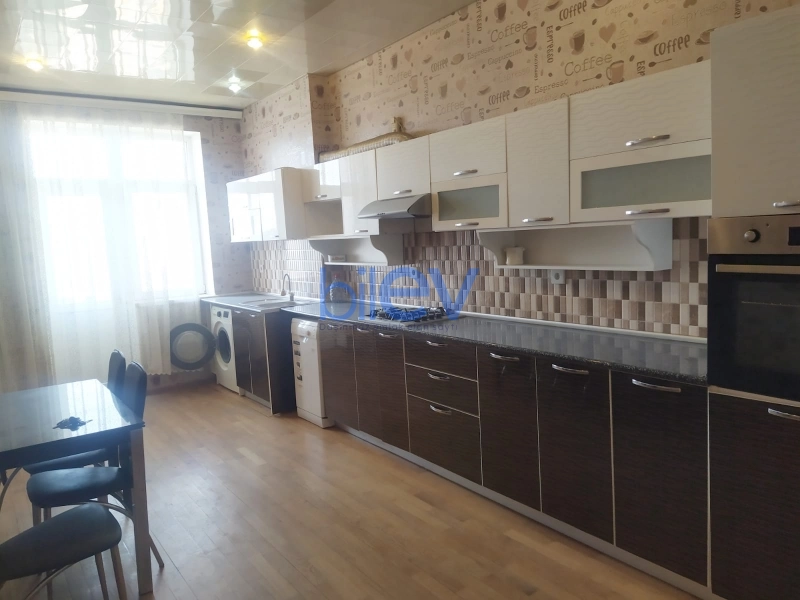 Satış 2 otaqlı Yeni Tikili bina evi  130m², Bakı